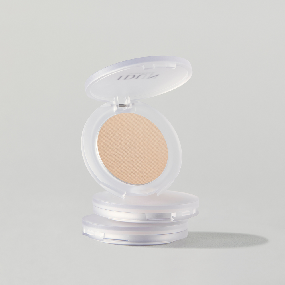 Skin-friendly foundation with a silky, blendable texture
