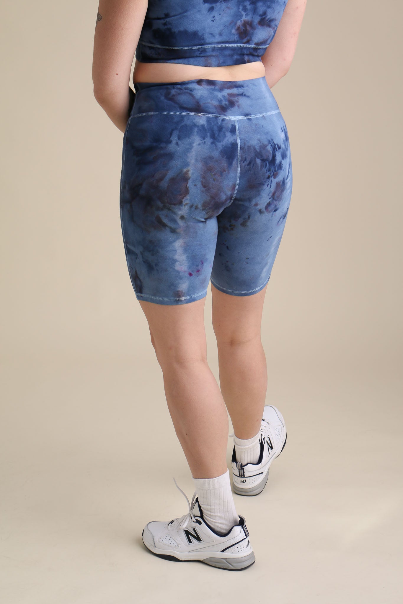 Yoga Bike Shorts in Supernova