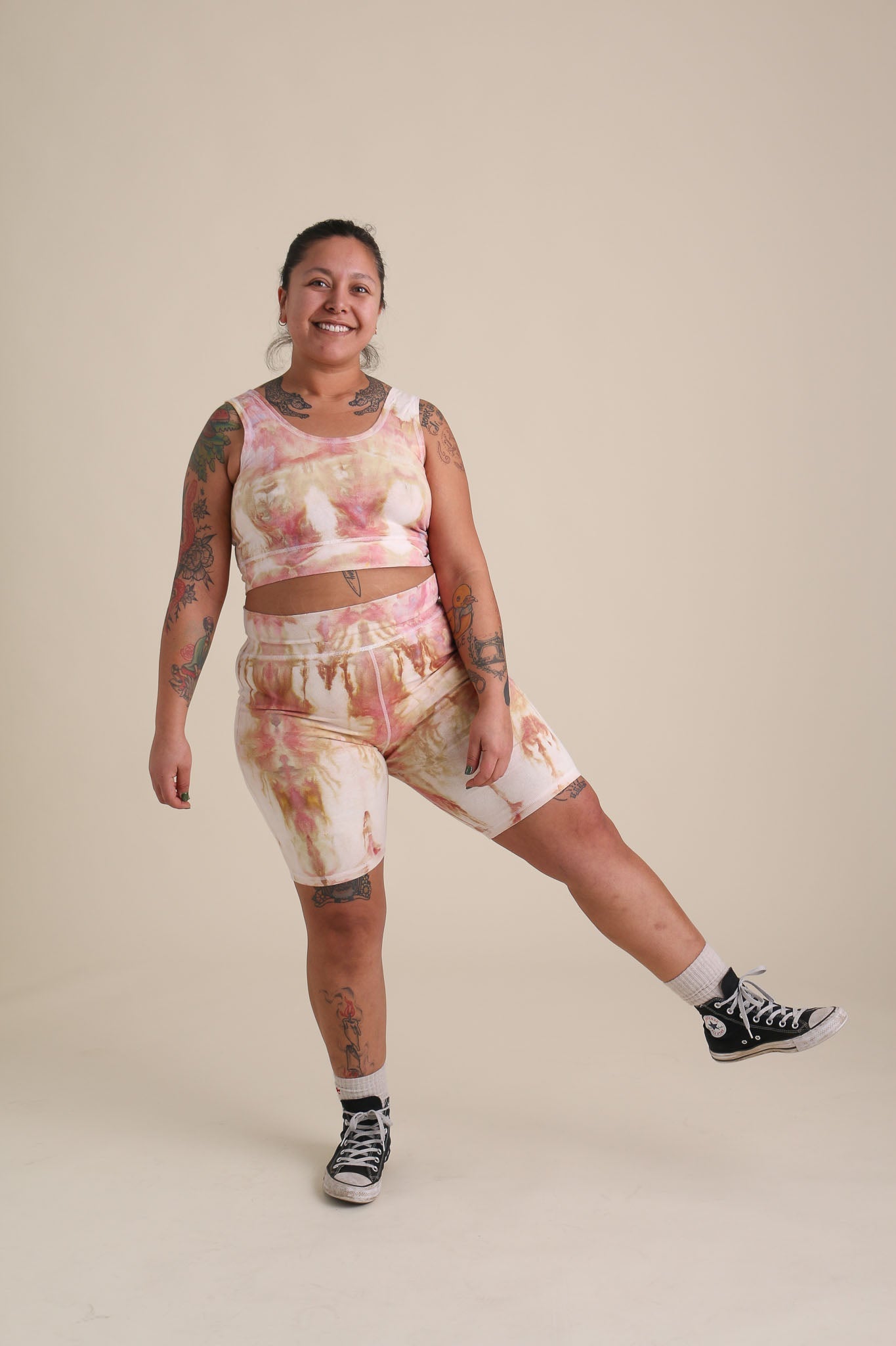 Yoga Bike Shorts in Mars Dust