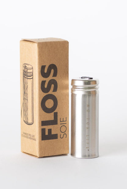 Charcoal Floss - Stainless Steel Holder - No Tox Life®